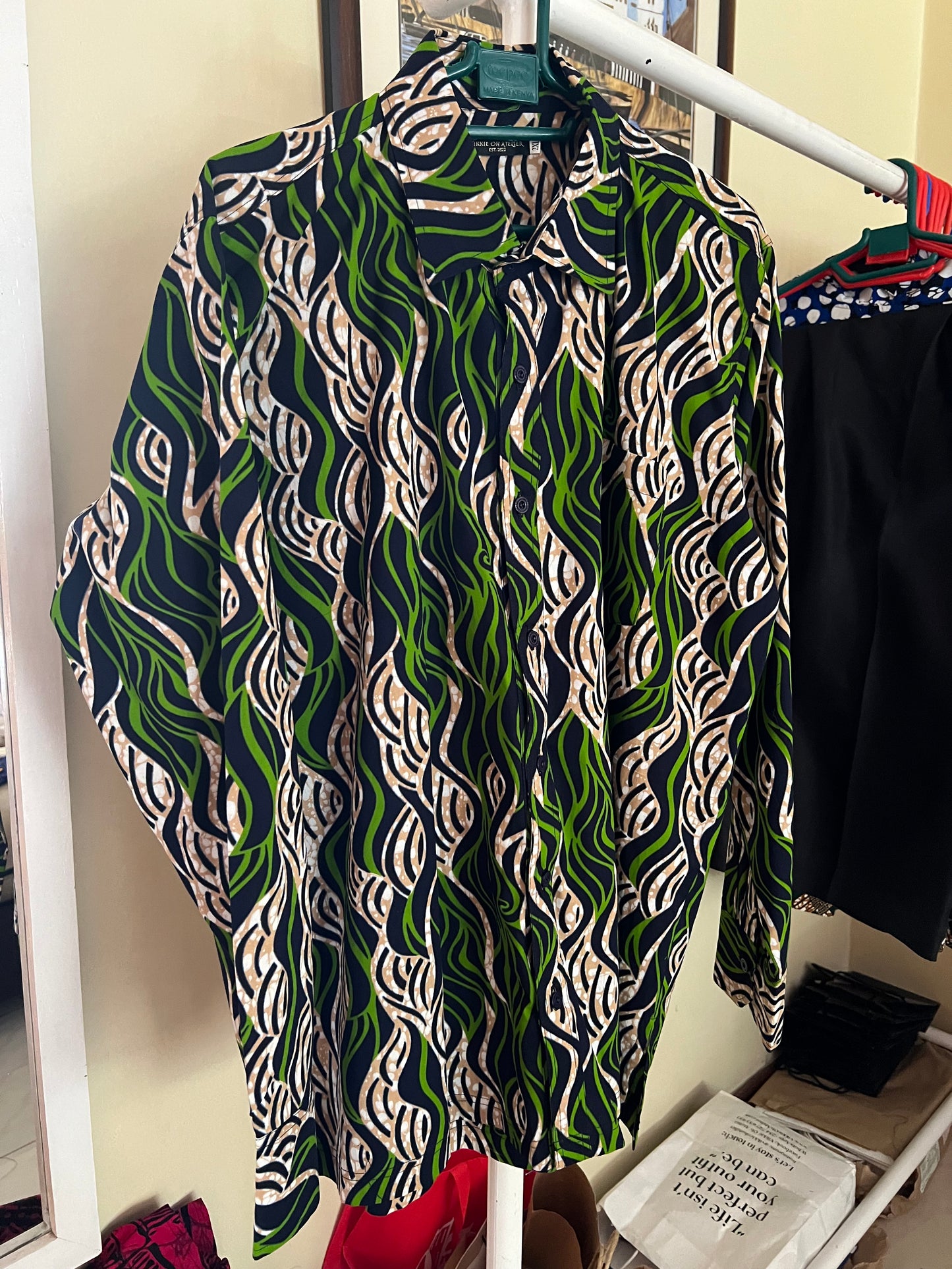 Dede - African print shirt