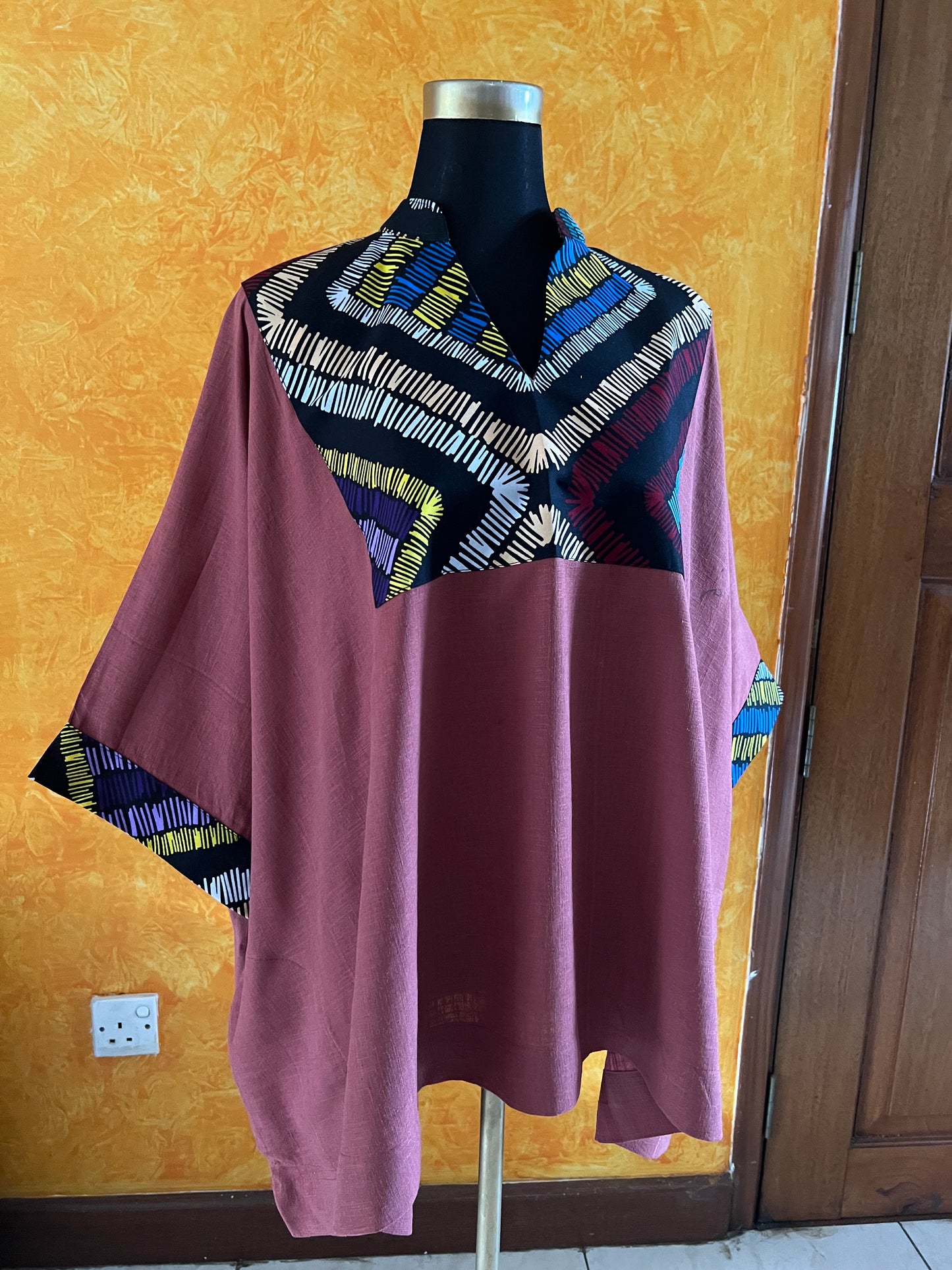 Ola - Linen and African print top